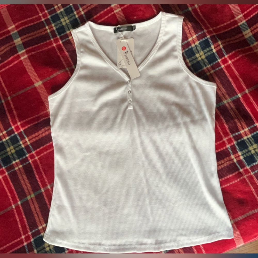 NWT white button tank